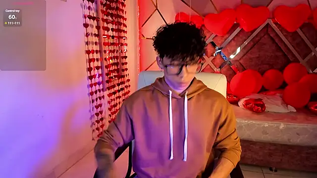 AkazaBoy  online show from 02.20.25