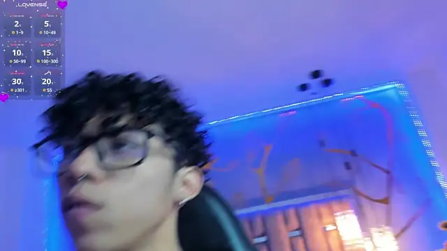 AkazaBoy  online show from 03.16.25