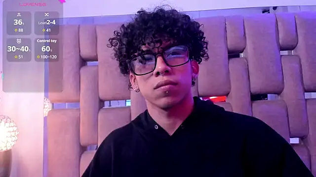 AkazaBoy  online show from 04.07.26