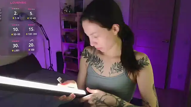 Space X Roxy  online show from 01.13.25