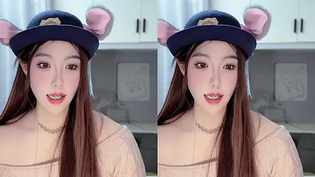 Snapshot of Natasha520 chatting on 02.05.25 Natasha520 online show from 02.05.25