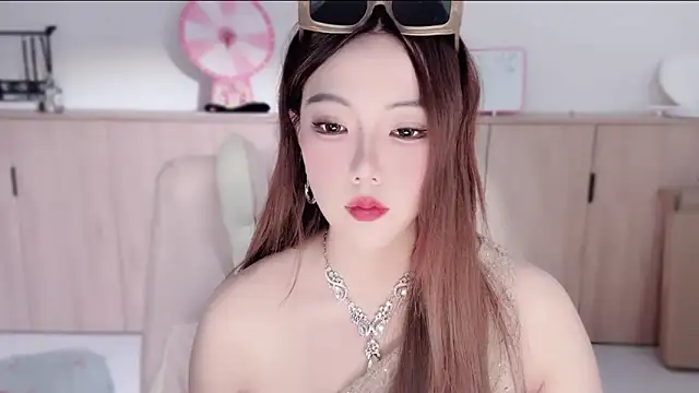 Snapshot of Natasha520 chatting on 10.19.25 Natasha520 online show from 10.19.25