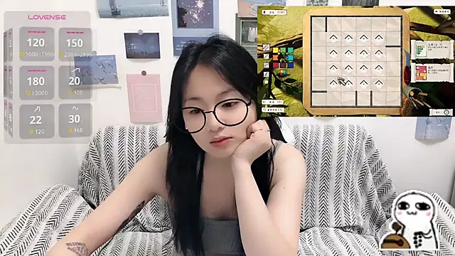 Snapshot of LiLiYbaby chatting on 06.08.26 LiLiYbaby online show from 06.08.26