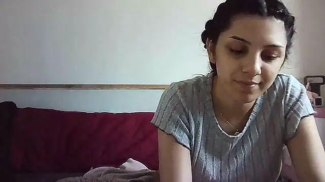 Snapshot of Ahotkittyxxx chatting on 02.27.26 Ahotkittyxxx online show from 02.27.26