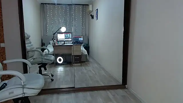 Snapshot of VitaminPorn chatting on 02.06.26 VitaminPorn online show from 02.06.26