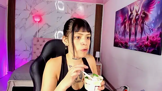 AuroraDiaz online show from 02.25.26