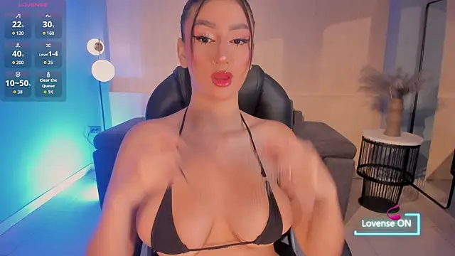 MaddisonLowe online show from 10.24.25