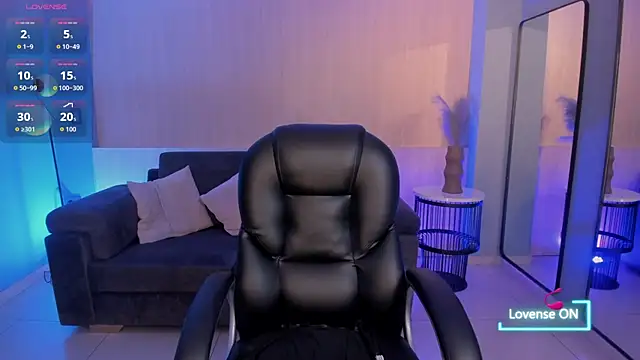 MaddisonLowe online show from 12.17.25