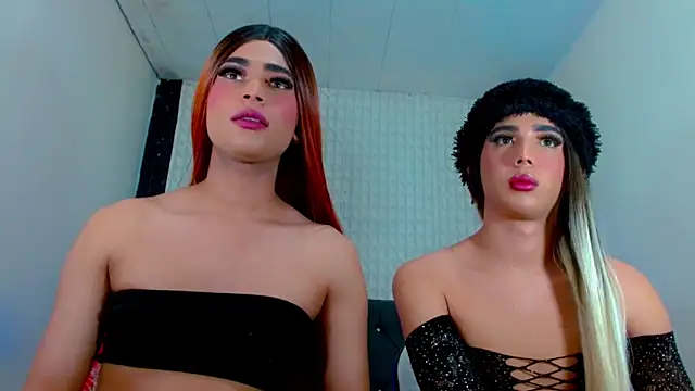 Snapshot of Hellen_moons__ chatting on 03.08.25 Hellen moons online show from 03.08.25
