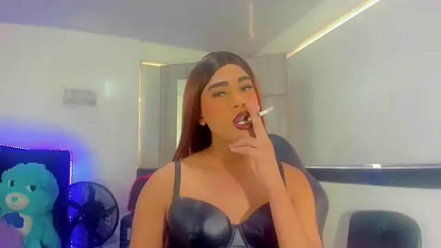 Snapshot of Hellen_moons__ chatting on 09.23.25 Hellen moons online show from 09.23.25