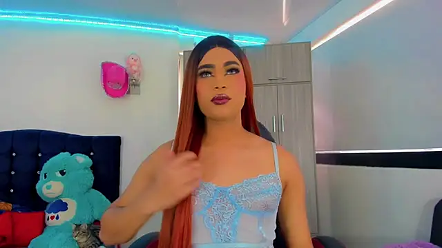 Hellen moons   online show from 10.14.25