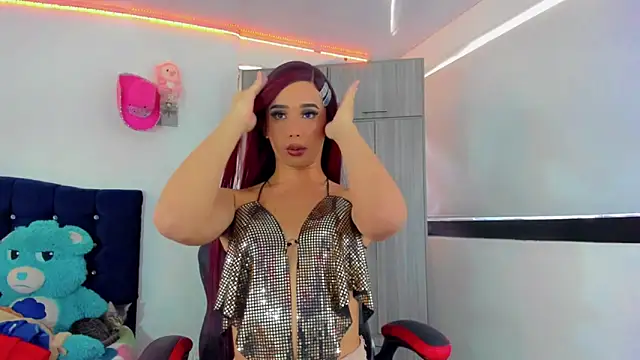 Hellen moons   online show from 10.15.25