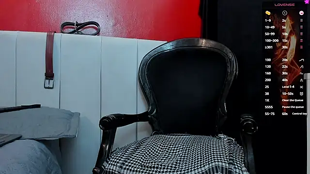 Snapshot of enzopratt chatting on 03.11.25 enzopratt online show from 03.11.25