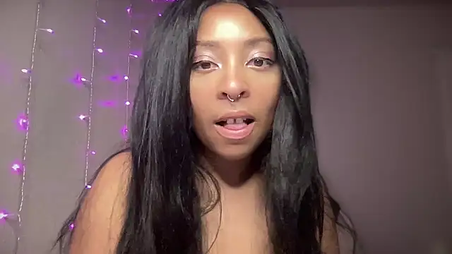 Snapshot of BaileyBaird chatting on 02.21.26 BaileyBaird online show from 02.21.26