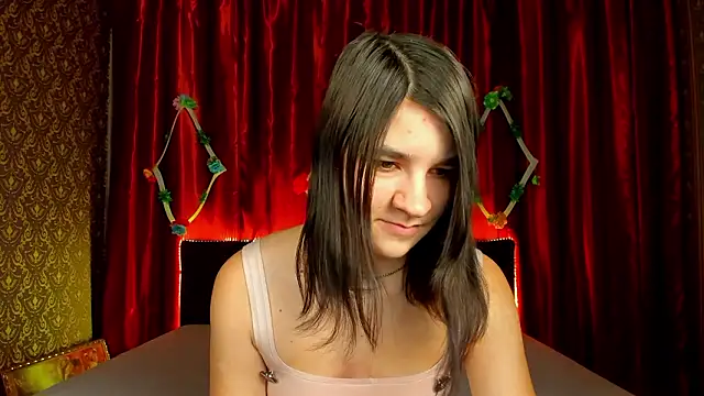  Polly Love  online show from 03.10.26