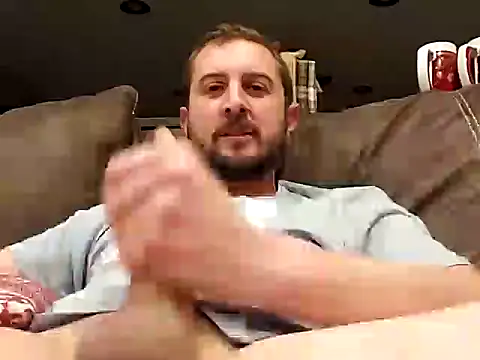 Snapshot of MrMechanic38 chatting on 12.27.24 MrMechanic38 online show from 12.27.24