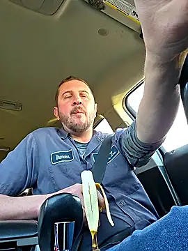 Snapshot of MrMechanic38 chatting on 02.18.26 MrMechanic38 online show from 02.18.26