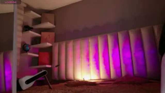 Megan mooree  online show from 01.13.26