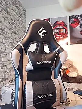 Antonella2 m online show from 03.17.26