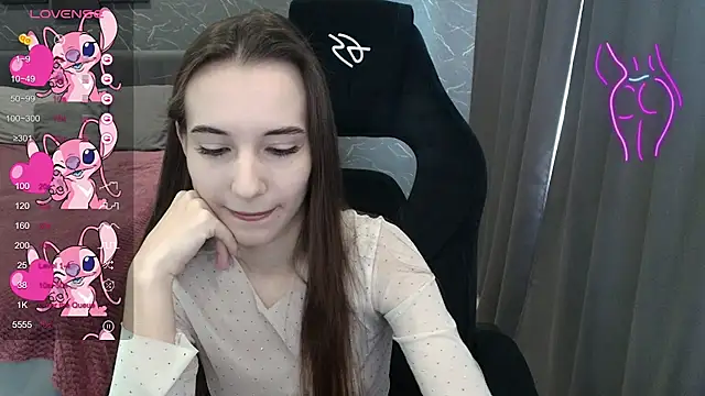 Alice Weiss online show from 10.14.25