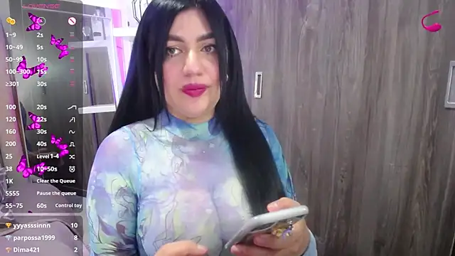 Snapshot of hannamour chatting on 01.21.25 hannamour online show from 01.21.25