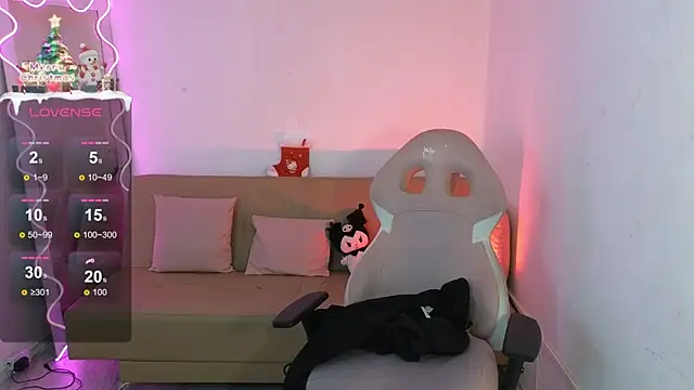 hina tay online show from 12.15.24