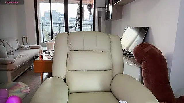 Snapshot of Bunny_Tutu chatting on 01.16.25 Bunny Tutu online show from 01.16.25