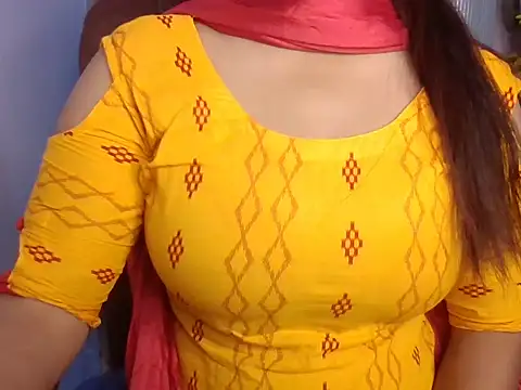 Snapshot of Magic_Zara chatting on 12.01.25 Magic Zara online show from 12.01.25