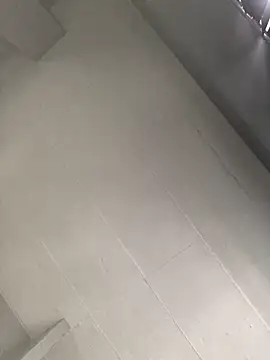 Curveysinaa online show from 04.24.26