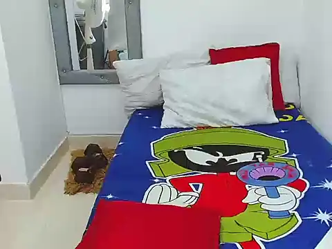 Velk hot online show from 11.17.25