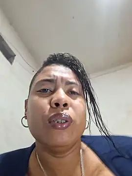 sexypaula-latina4u online show from 12.31.24