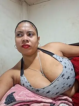 sexypaula-latina4u online show from 01.18.25