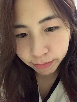 Snapshot of Aimeil chatting on 01.03.25 Aimeil online show from 01.03.25