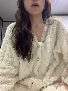 Snapshot of Aimeil chatting on 03.10.25 Aimeil online show from 03.10.25