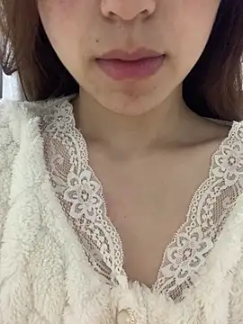 Snapshot of Aimeil chatting on 03.11.25 Aimeil online show from 03.11.25