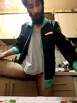 Snapshot of vulpe8400 chatting on 03.19.25 vulpe8400 online show from 03.19.25