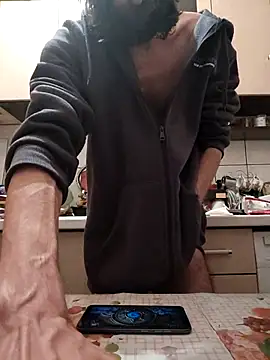 Snapshot of vulpe8400 chatting on 11.25.25 vulpe8400 online show from 11.25.25