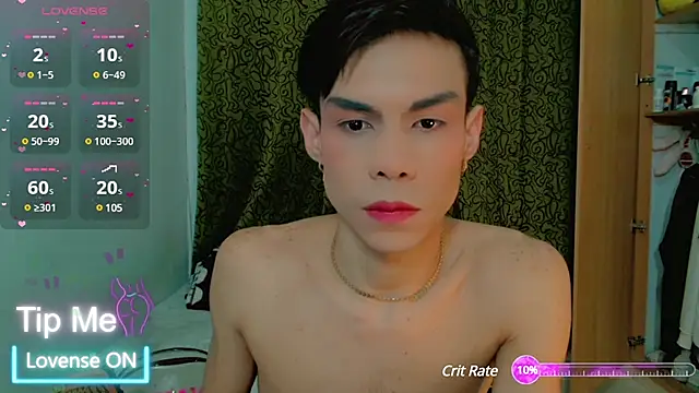 Snapshot of femboykeene chatting on 02.26.25 femboykeene online show from 02.26.25