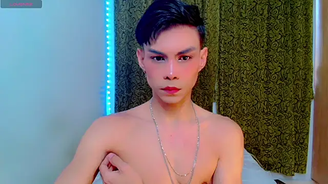 femboykeene online show from 10.22.25