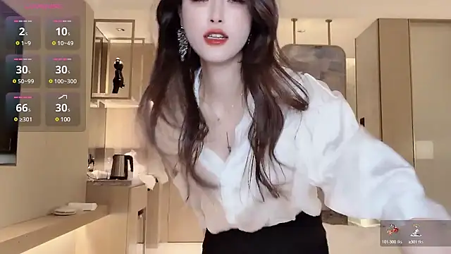 Snapshot of Neyllar chatting on 01.16.25 Neyllar online show from 01.16.25