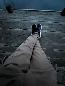 leloupblanc5304 online show from 02.20.25