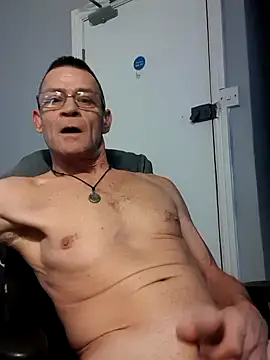 longlover-69 online show from 12.02.25