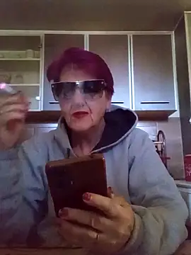 Snapshot of Ely_Elenita chatting on 04.24.26 Ely Elenita online show from 04.24.26