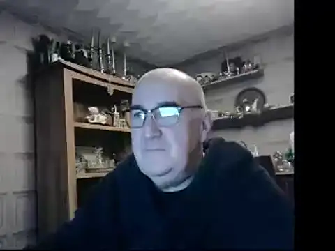 Adamdaddybear online show from 12.20.24