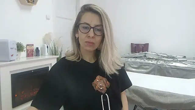 SukyGirl online show from 02.20.25