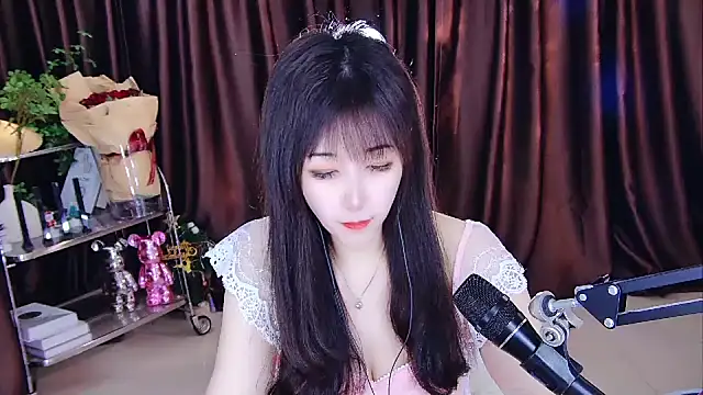 Snapshot of xiaoya666--baby chatting on 03.01.25 xiaoya666--baby online show from 03.01.25