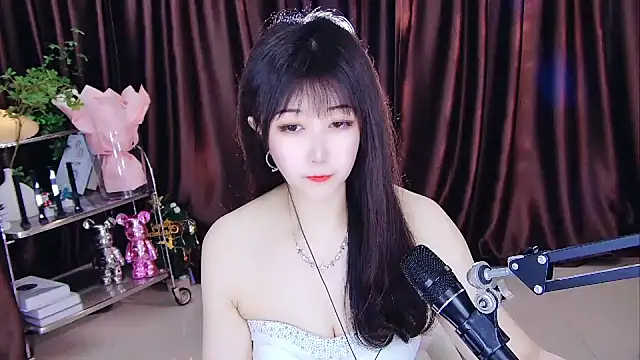 Snapshot of xiaoya666--baby chatting on 03.03.25 xiaoya666--baby online show from 03.03.25