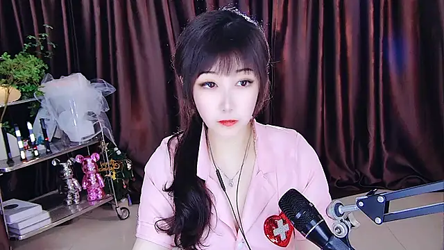 Snapshot of xiaoya666--baby chatting on 03.13.25 xiaoya666--baby online show from 03.13.25