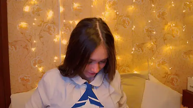 fluffy kitty  online show from 01.13.26