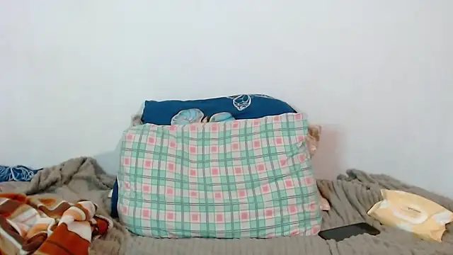 SallyMkn online show from 10.18.25